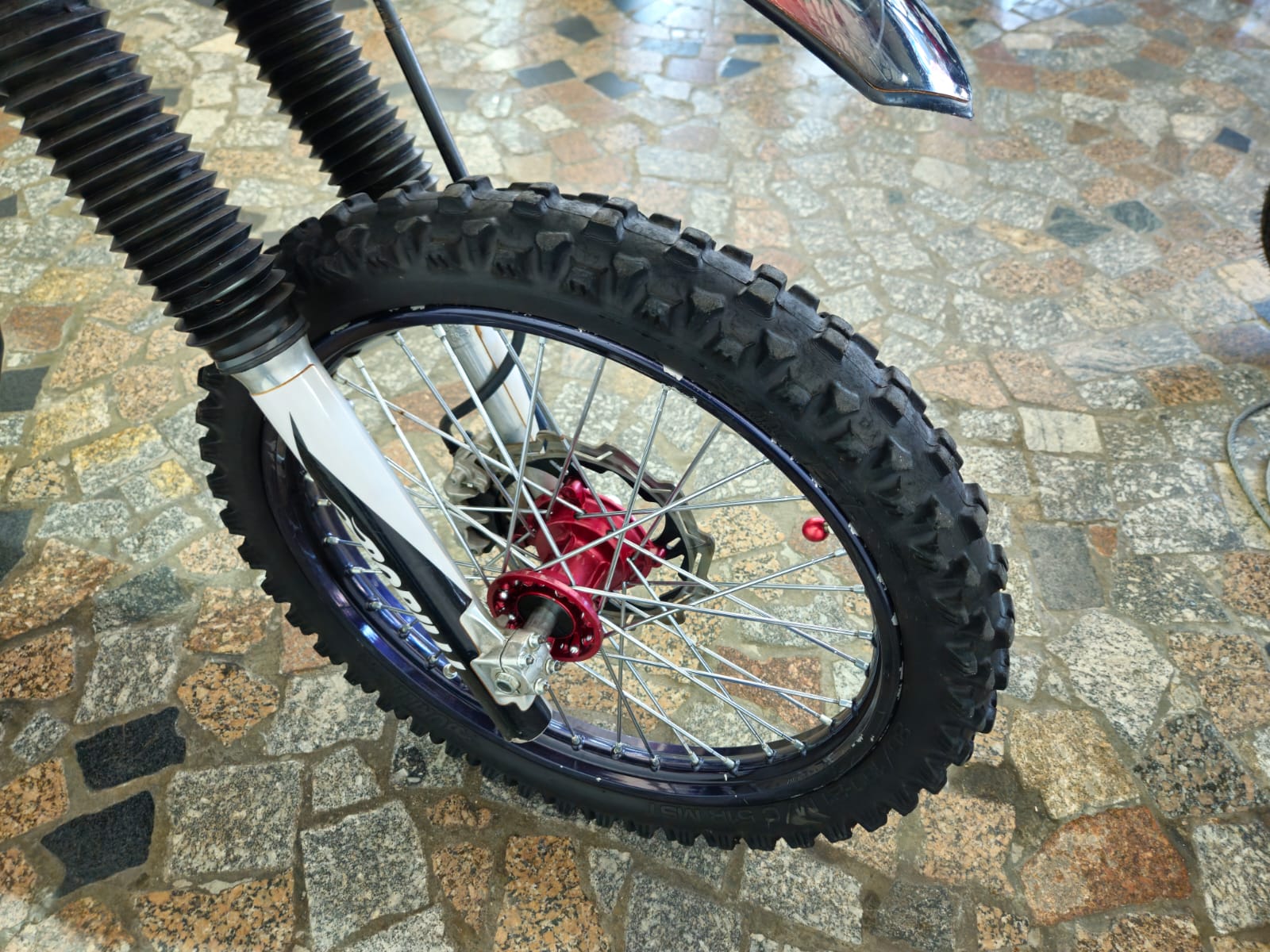 
								CRF 230 2008 full									