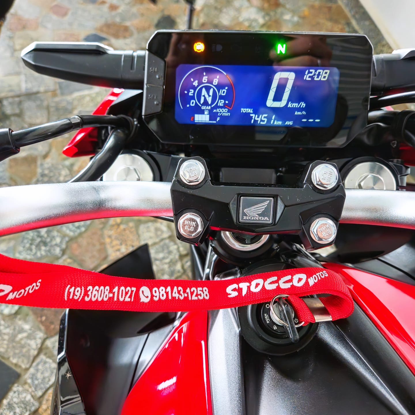 
								CB TWISTER 300 ABS 2023 full									
