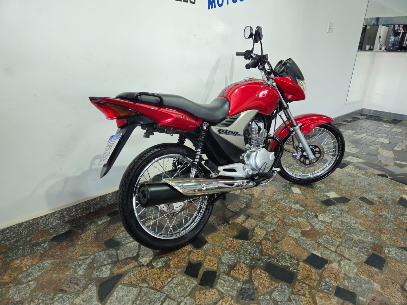 
								TITAN 150 ESD 2013 full									