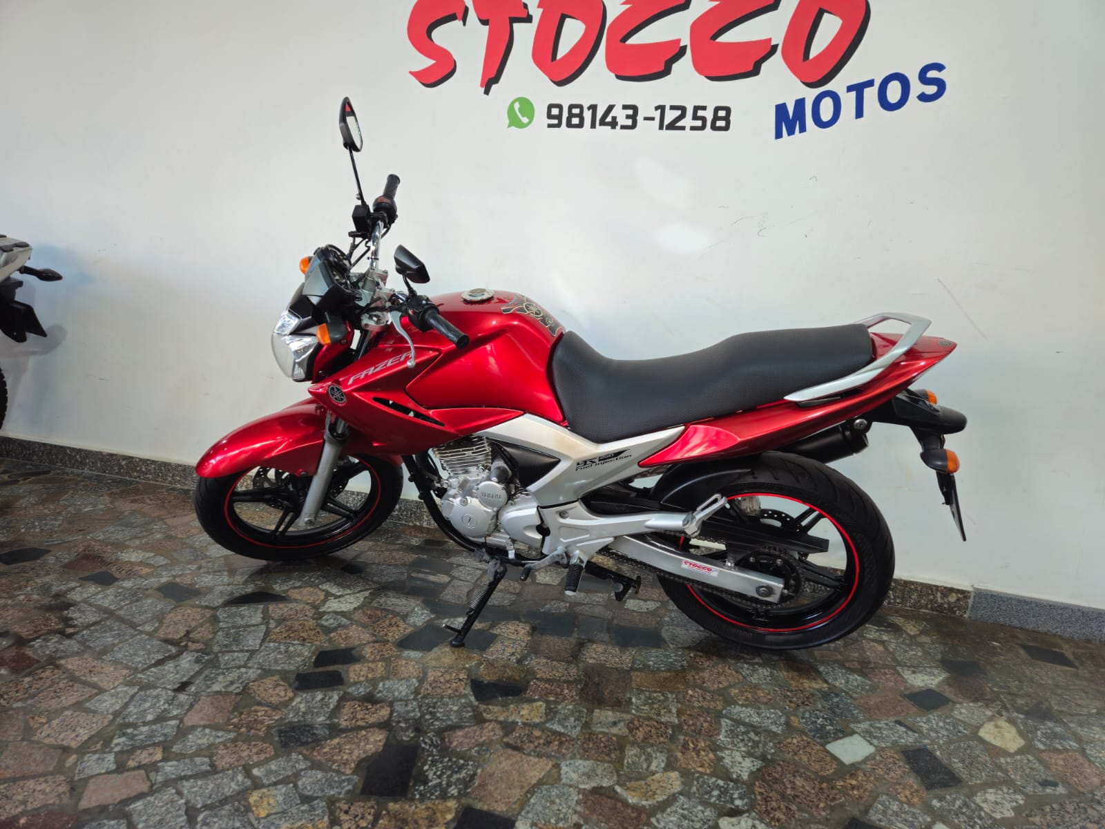 
								FAZER 250 2012 full									