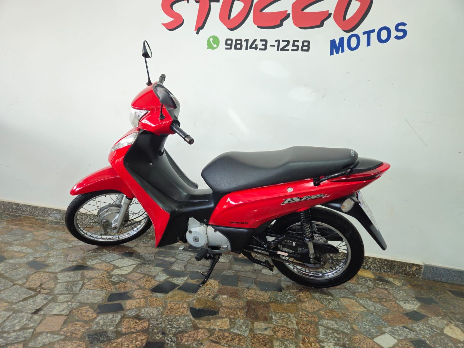 
								BIZ 125 ES 2011 full									