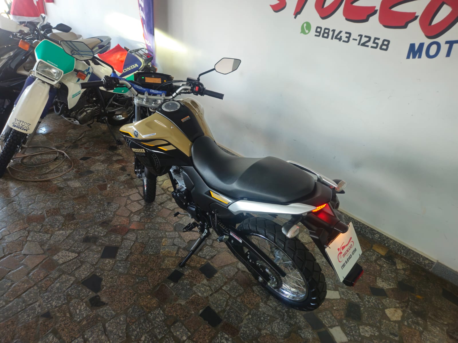 
								LANDER 250 2024 BEGE full									