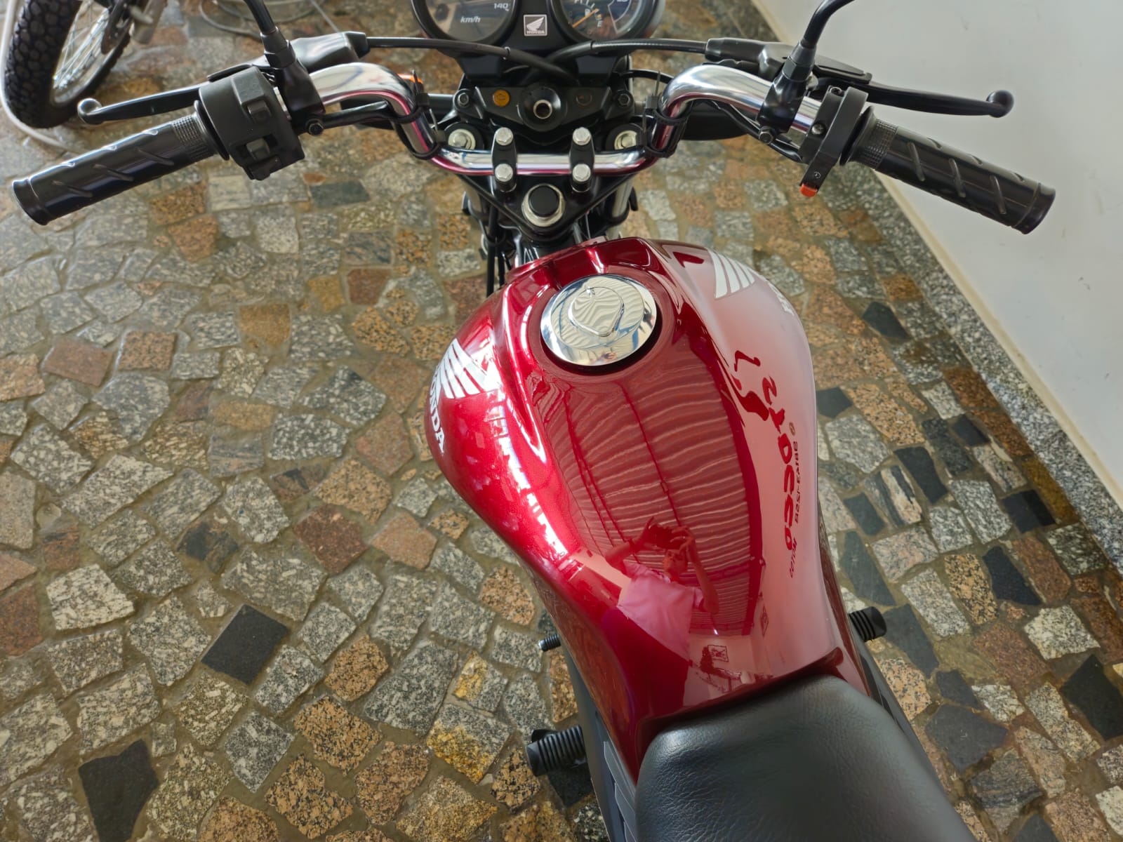 
								FAN 150 ESI 2012 full									