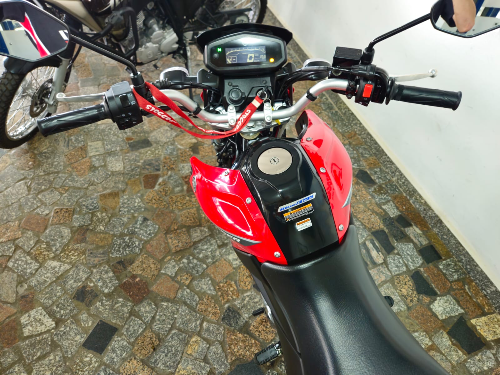 
								CROSSER 150Z 2025 full									