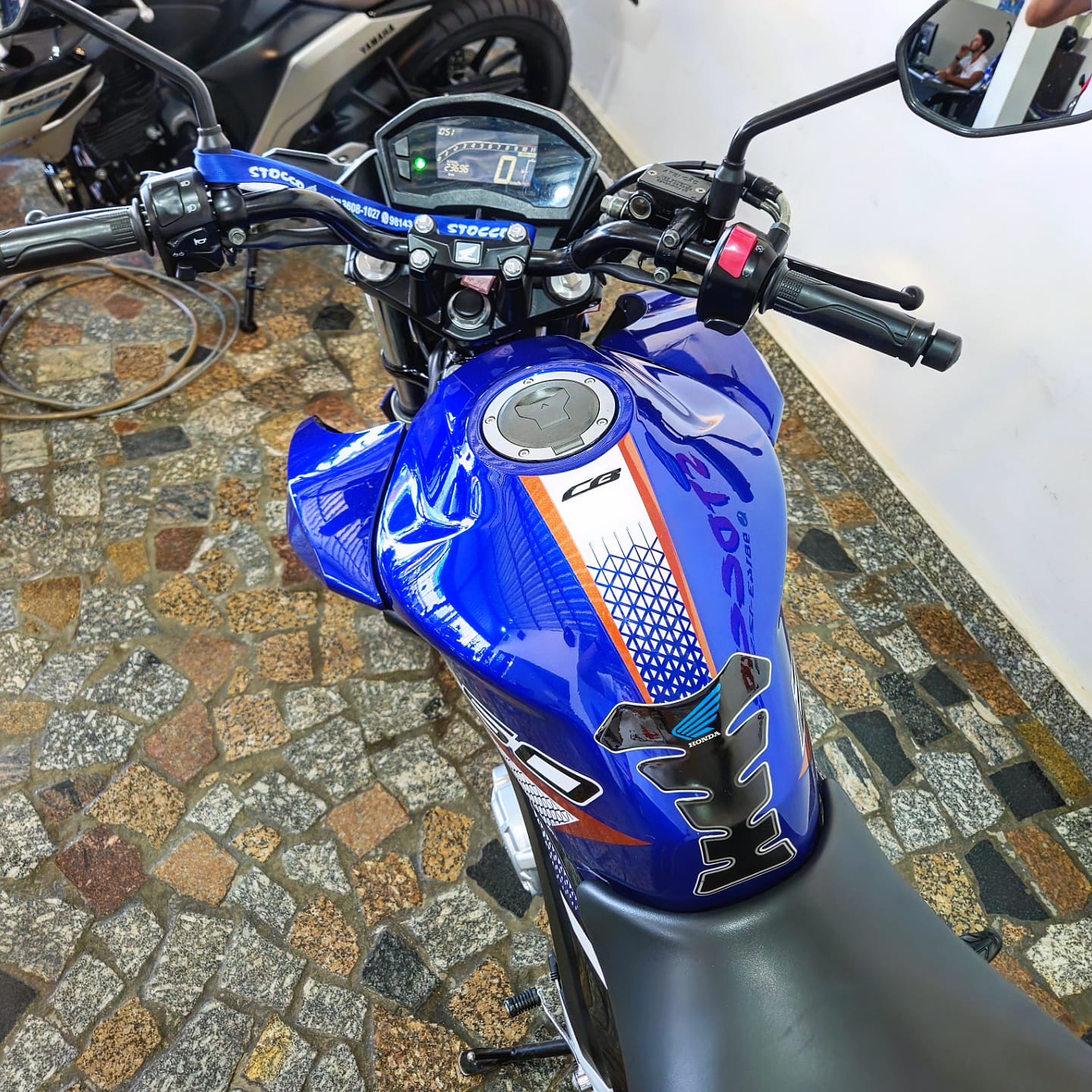 
								CB TWISTER CBS 2022 full									