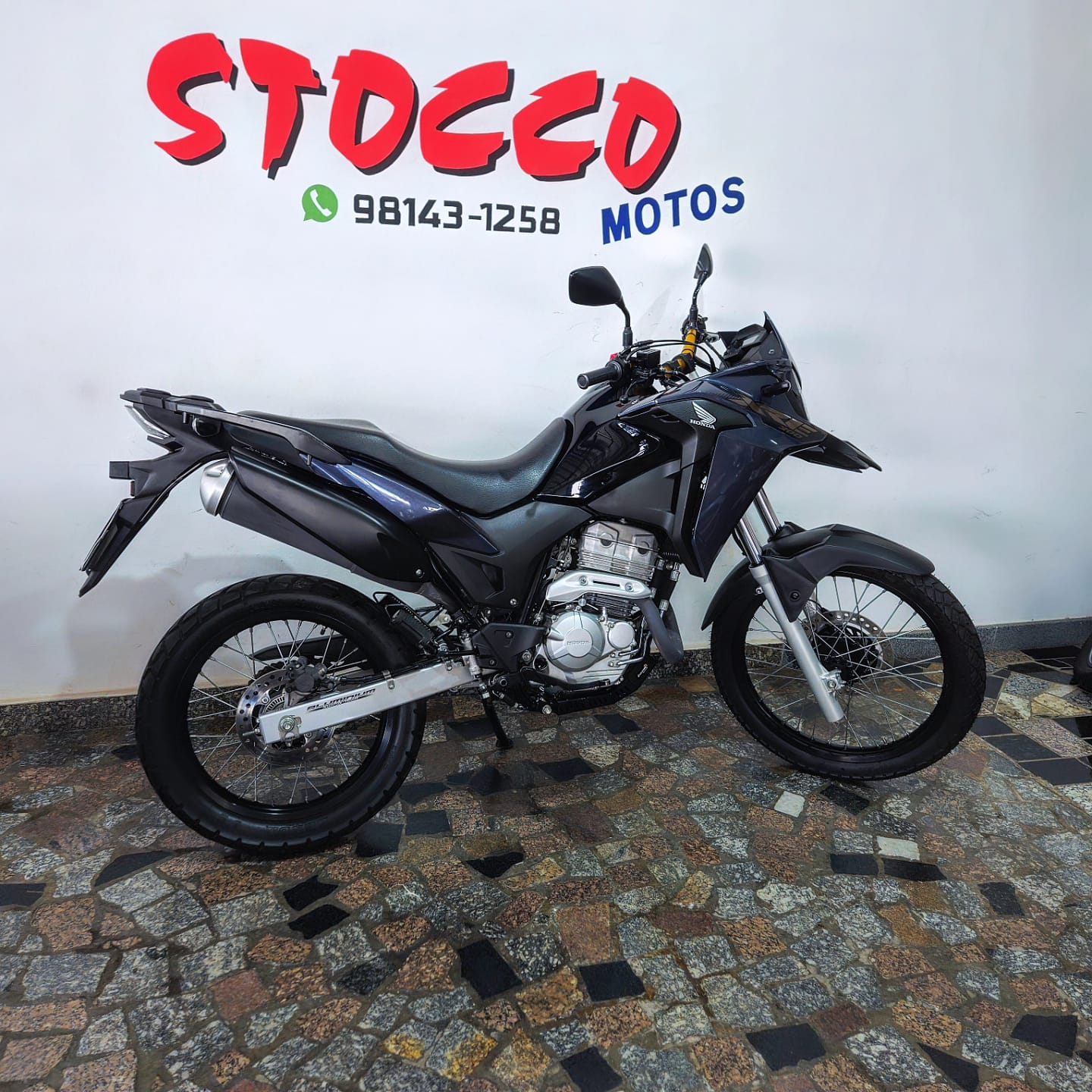 
								XRE 300 ABS 2023 full									