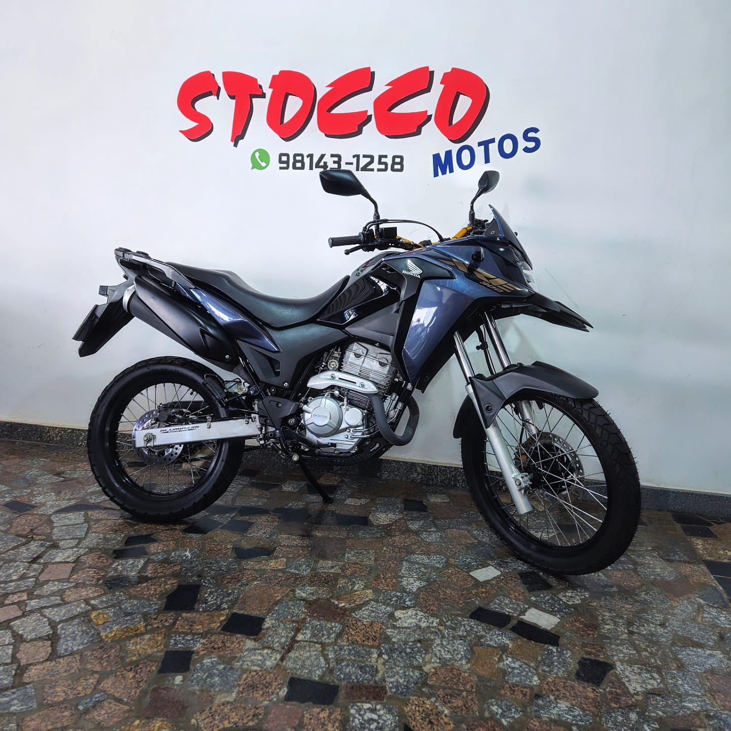 
								XRE 300 ABS 2023 full									