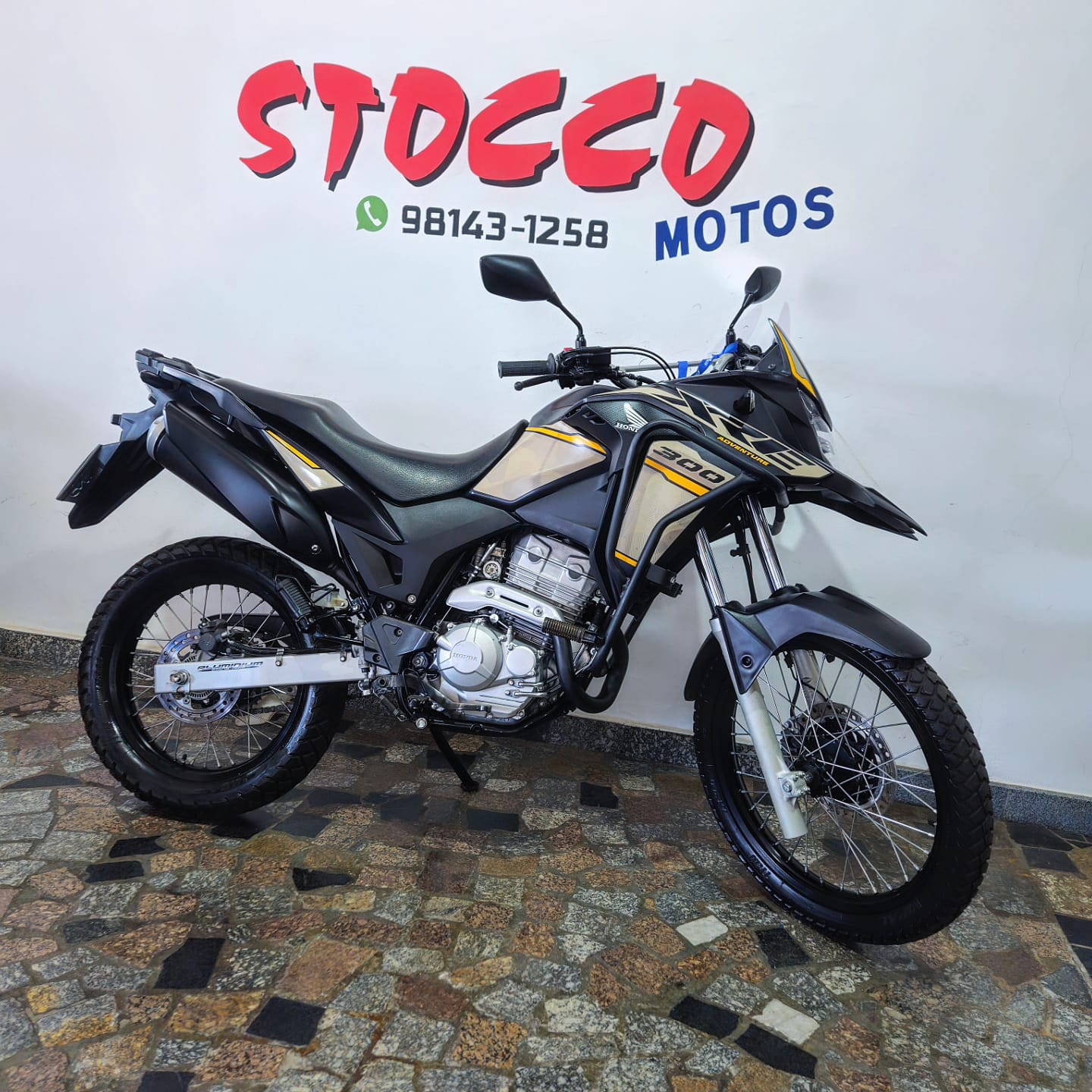 
								XRE 300 ADVENTURE 2023 full									