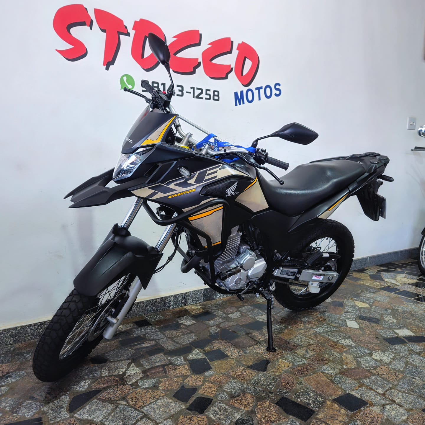 
								XRE 300 ADVENTURE 2023 full									