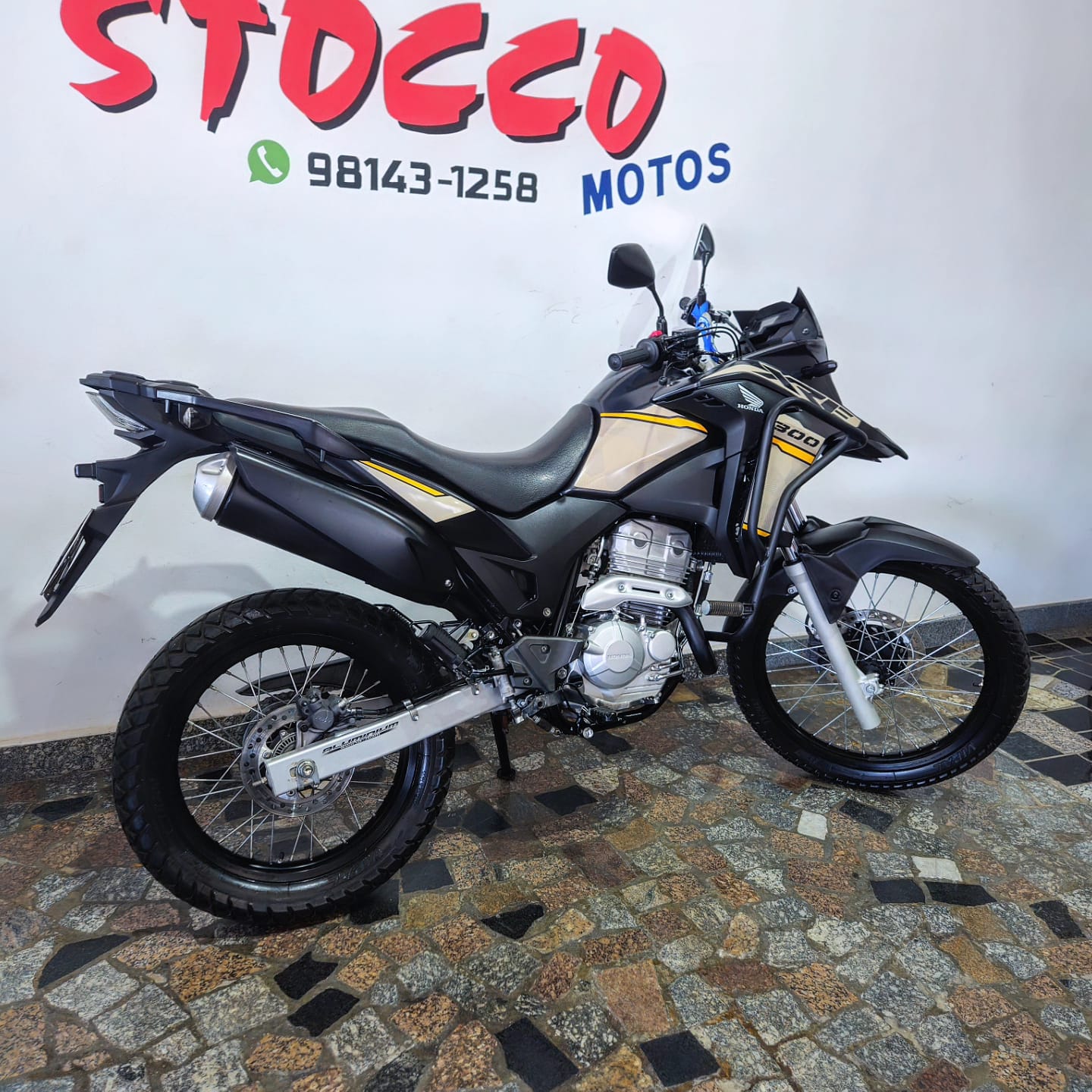 
								XRE 300 ADVENTURE 2023 full									