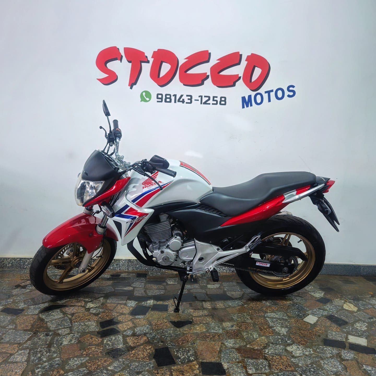 
								CB 300R 2015 full									