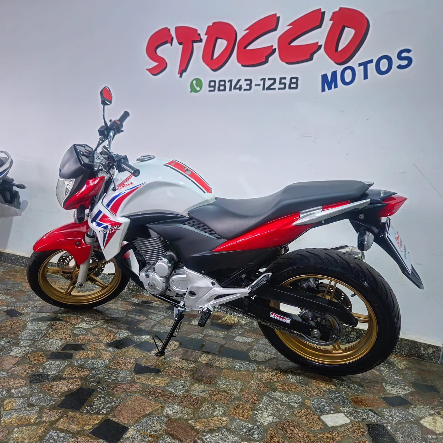 
								CB 300R 2015 full									