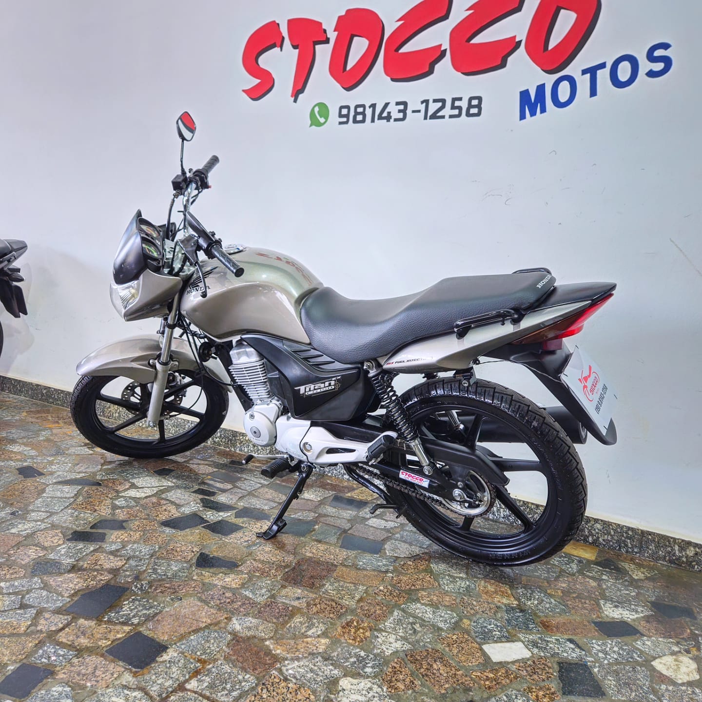 
								TITAN 150 EX 2010 CINZA full									