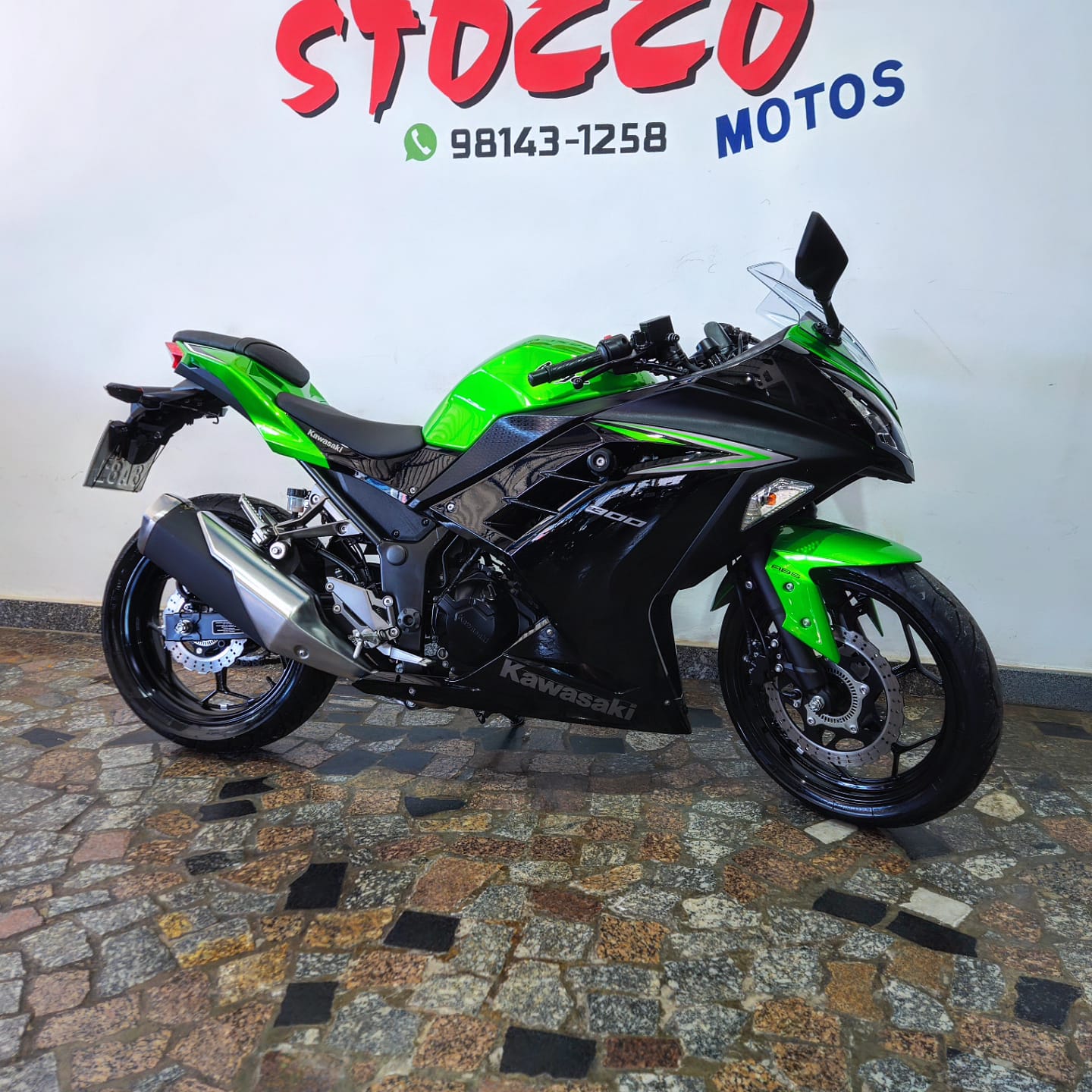 
								NINJA 300 2023 full									