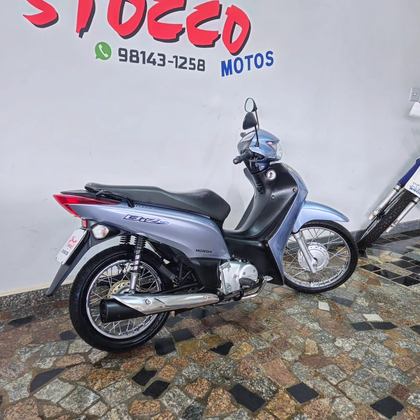 
								BIZ 125ES 2015 full									