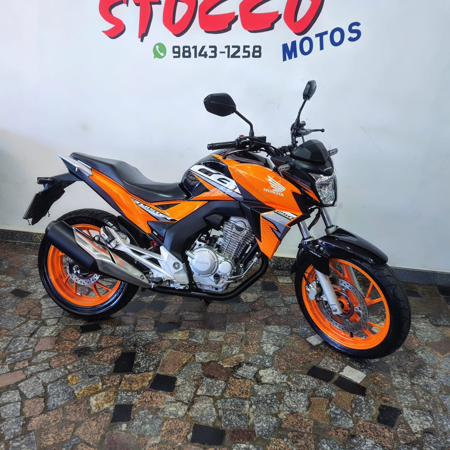 
								CB 250 TWISTER ABS 2019 full									