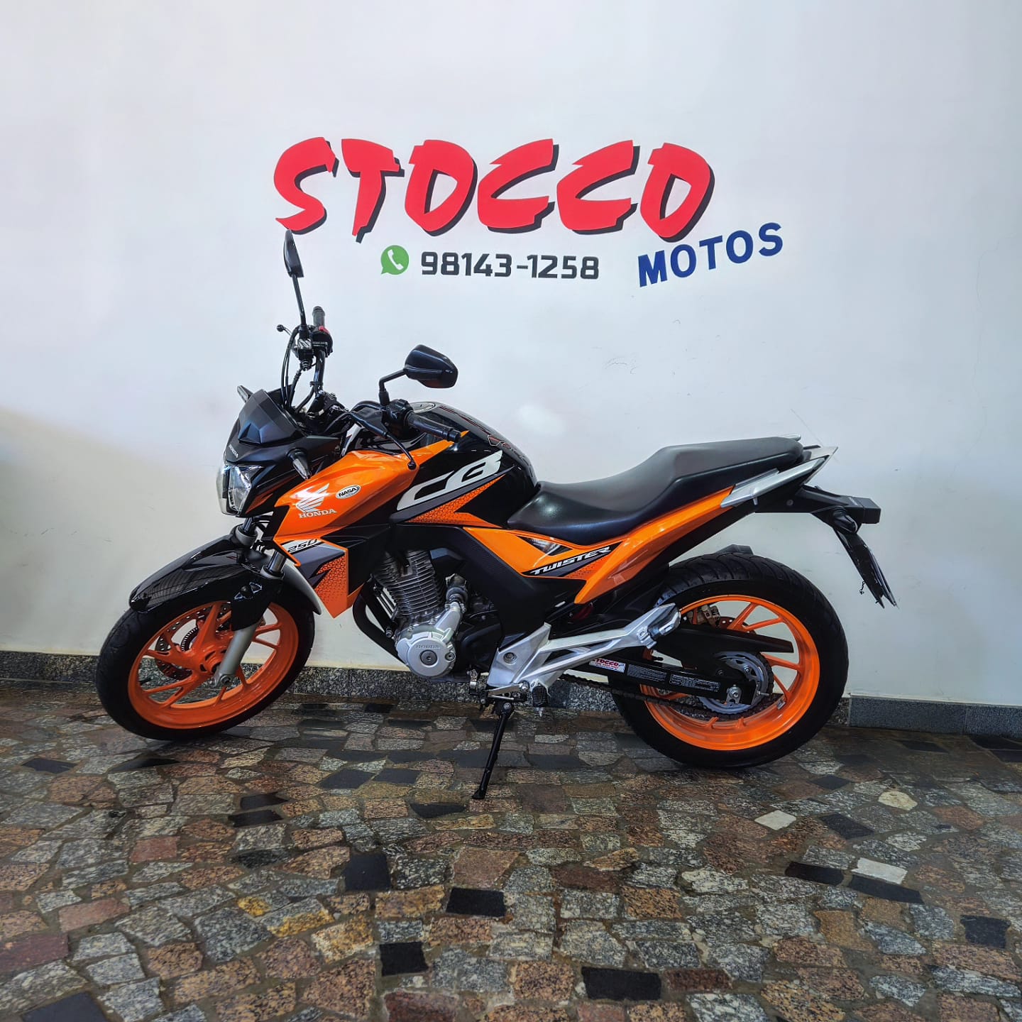 
								CB 250 TWISTER ABS 2019 full									