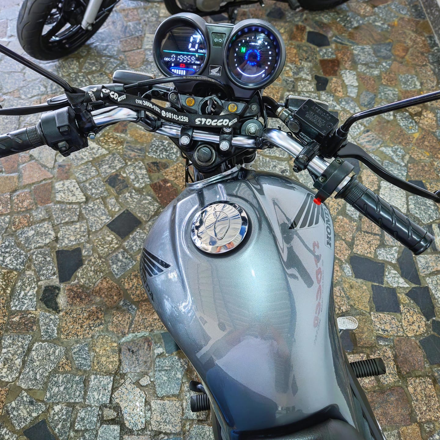 
								FAN 150 ESI 2011 full									